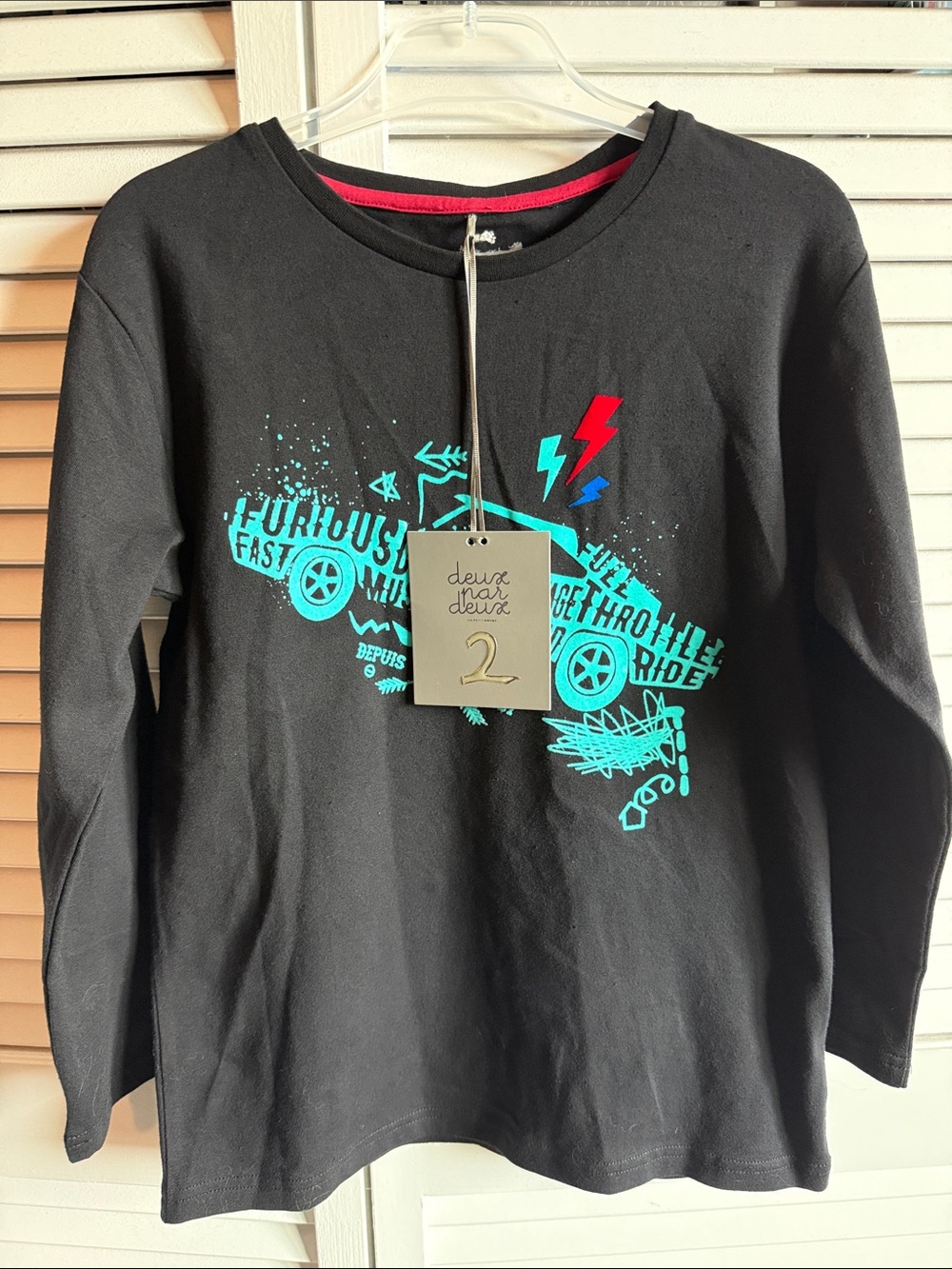 deux par deux Black Long-Sleeve Tee with Turquoise Graphic and Red Accent